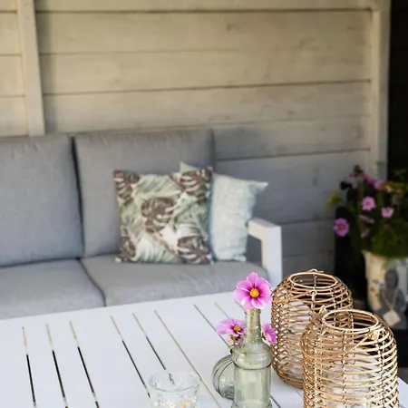 Park Westerweide 8 *